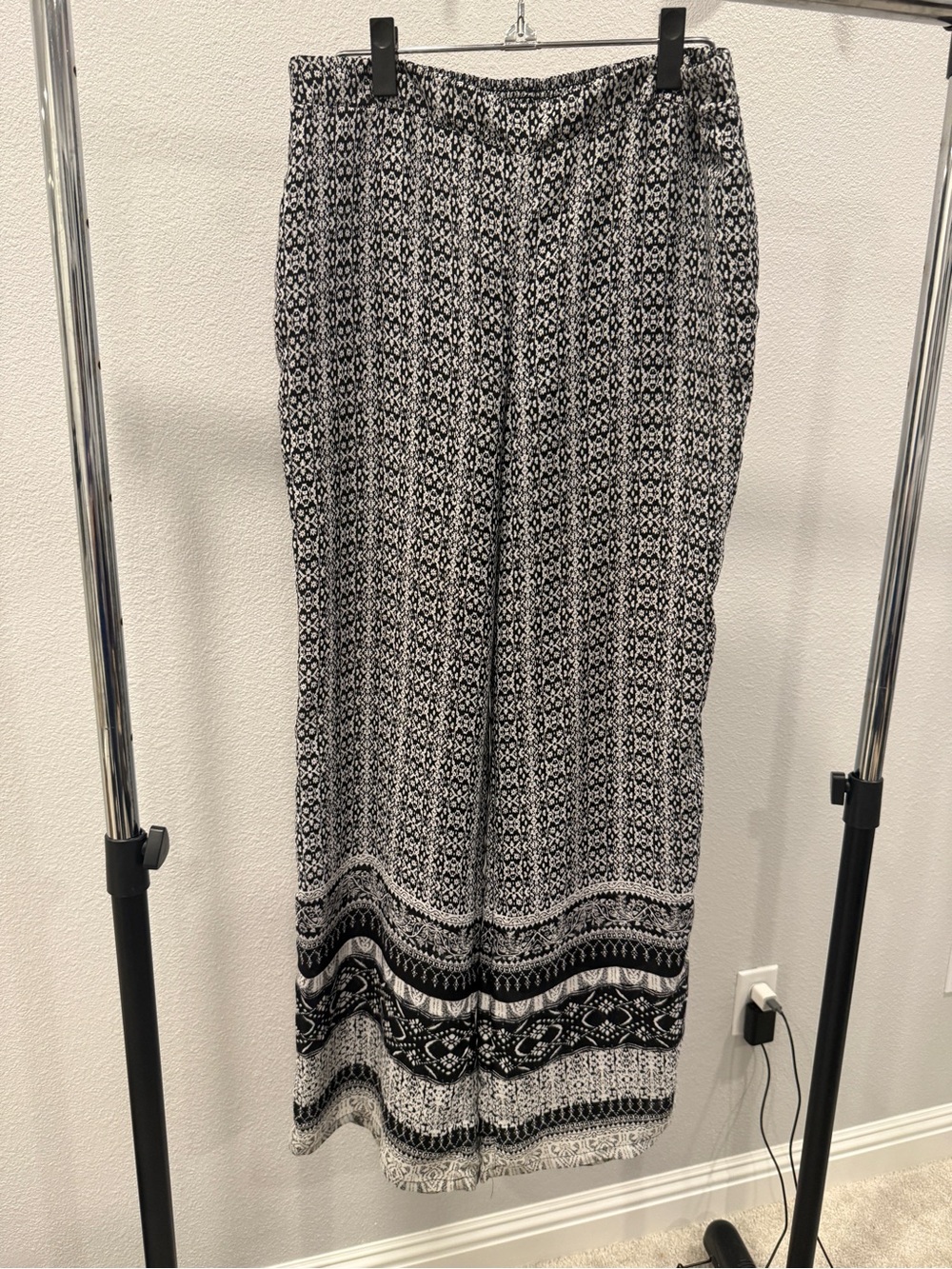 Black and White Printed wide leg pants